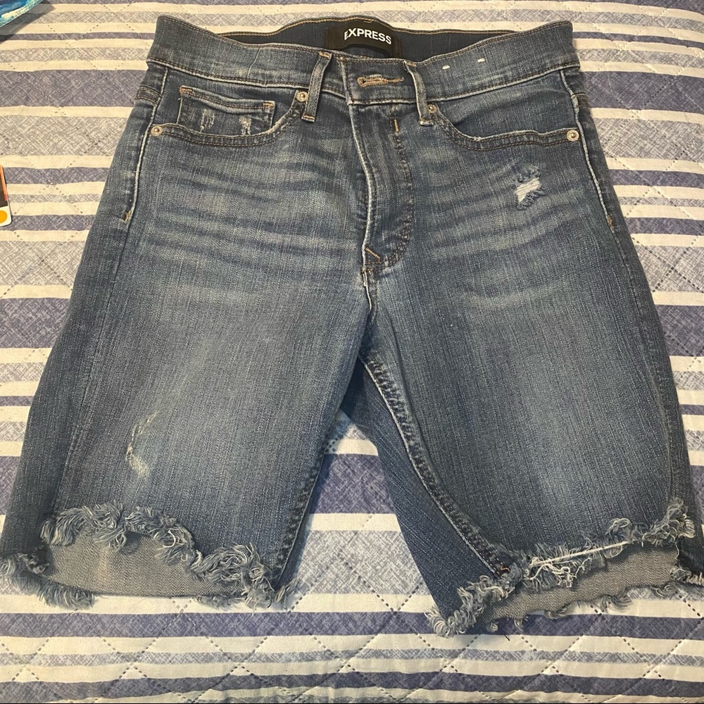Jean shorts mid thigh